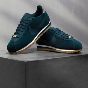 NEW with tags! Womens Nike Classic Cortez ALC Premium. Size 6.5 Midnight Spruce